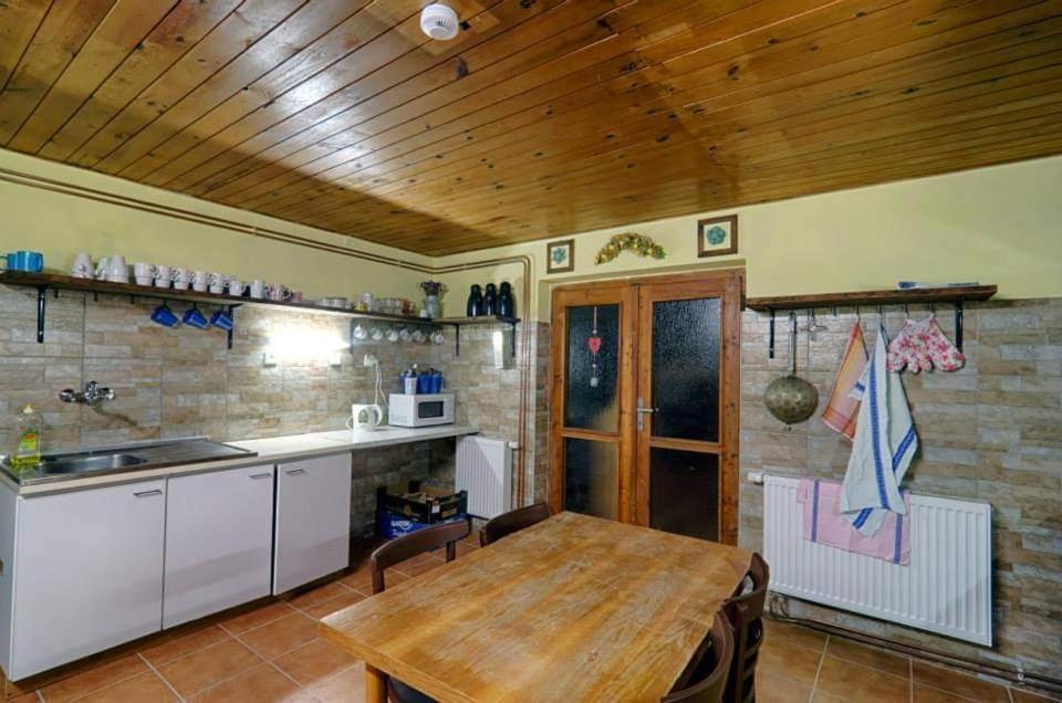 Horska Chata Boubelka Pec pod Sněžkou Buitenkant foto